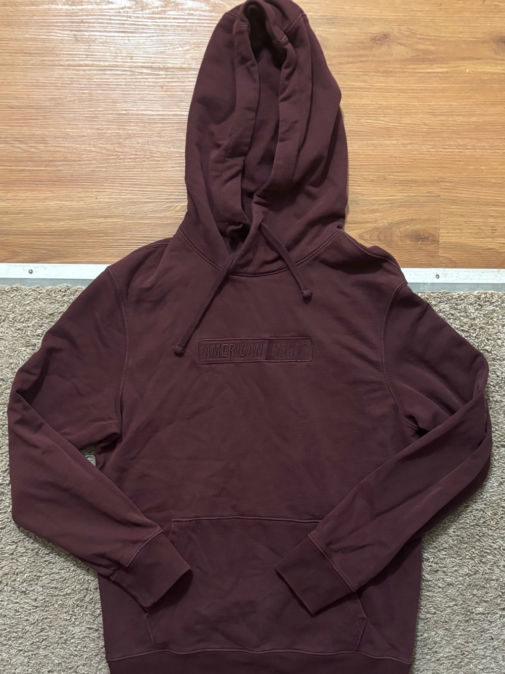 American Eagle Mens Md Maroon Hoodie with Embossed Logo Excellent Condition
